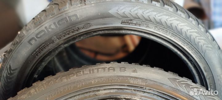 Nokian Tyres Hakkapeliitta 8 235/45 R18 98T