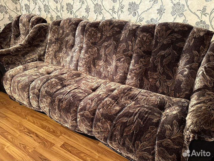 Диван с креслами