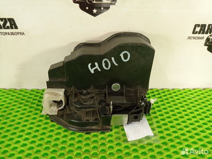 Замок двери передней правой R