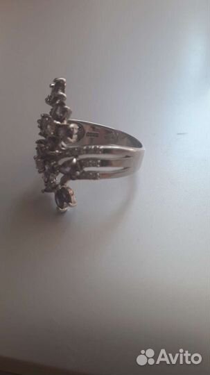 Серебряное кольцо