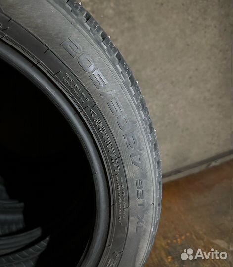 Nokian Tyres Hakkapeliitta 8 205/50 R17