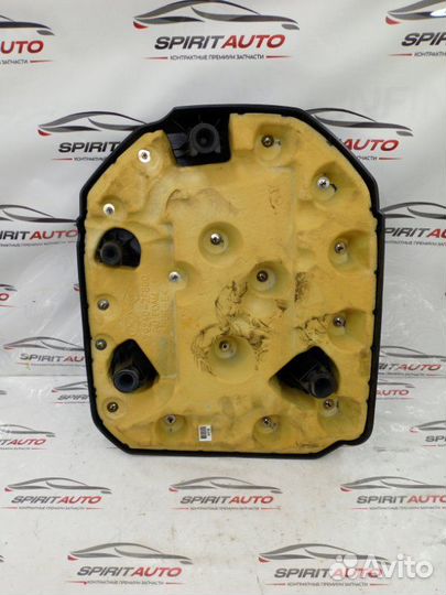 Декоративная крышка двигателя Hyundai Staria D4HB