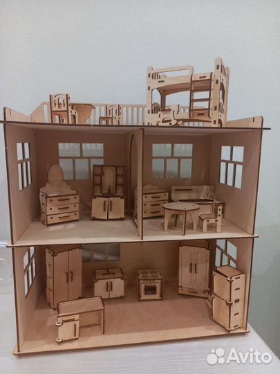 Домик кукольный