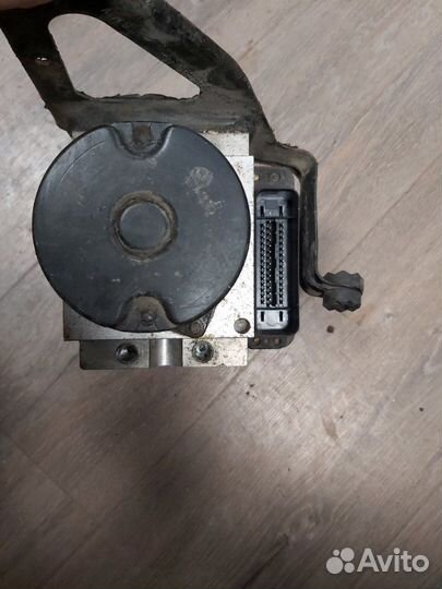 Блок ABS Bmw X5 4.8I E70 N62N 4.8I 2008