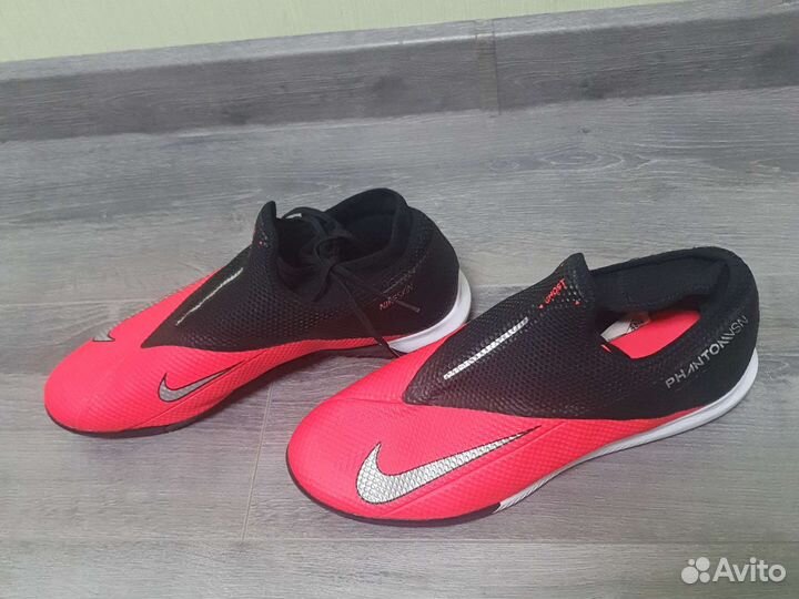 Бутсы nike phantom
