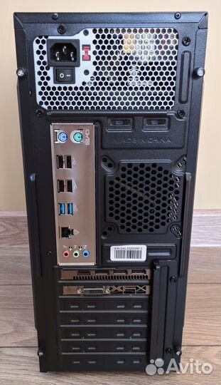 Игровой Xeon E5-2640 V4 / 16gb / 360gb / RX 588