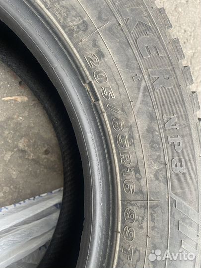 Maxxis ArcticTrekker NP3 205/65 R16