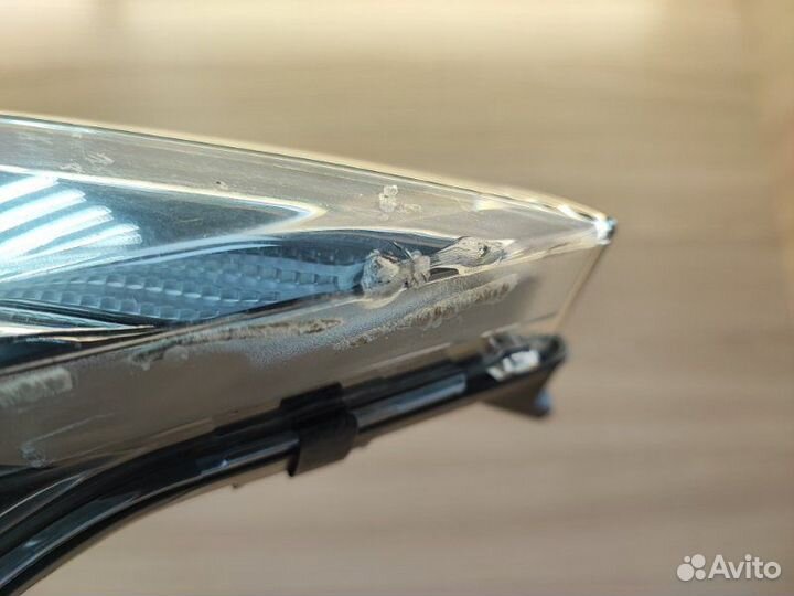 Фара правая Renault Arkana