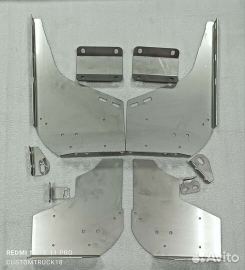 Опора капота Freightliner Columbia 2мм