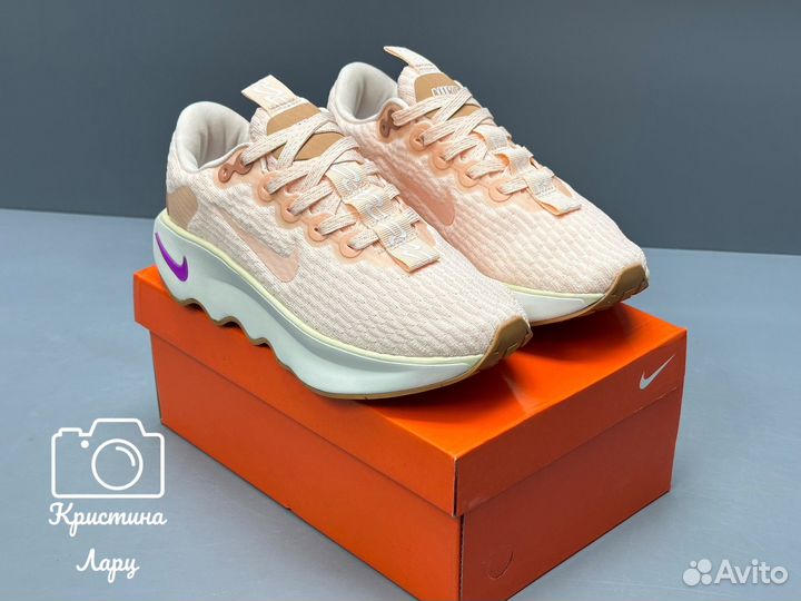 Кроссовки женские Nike Motiva
