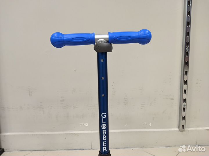 Самокат детский Globber Primo сетящиеся колеса