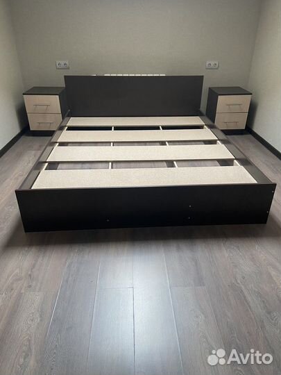 Кровать двухспальная