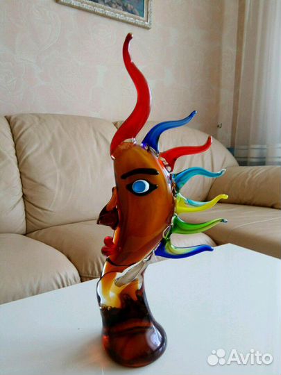 Статуэтка из муранского стекла