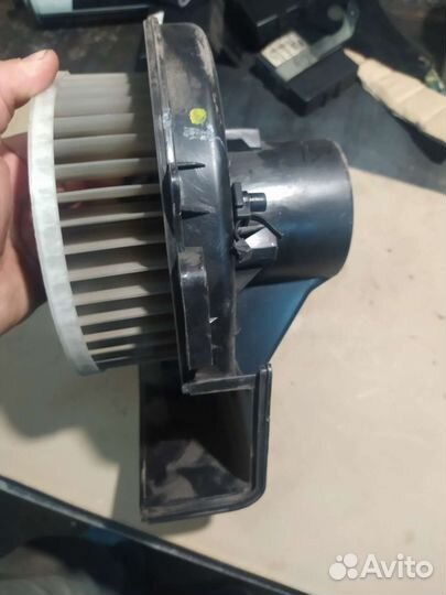 Мотор печки Polo, Rapid