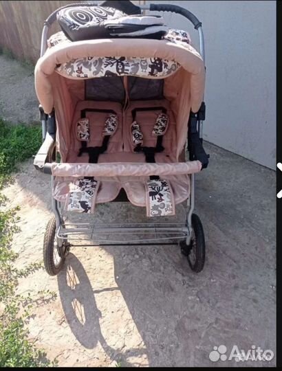 Коляска для двойни