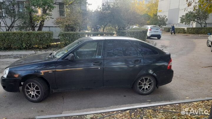 LADA Priora 1.6 МТ, 2010, битый, 120 000 км