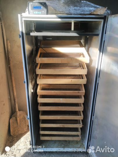 Инкубатор для яиц автоматический бу