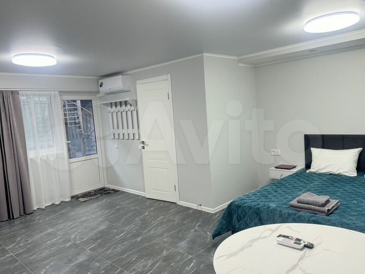 Комната 20 м² в 6-к., 1/2 эт.