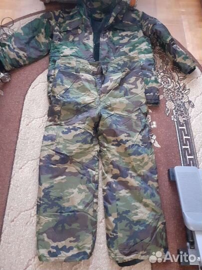 Костюм военный