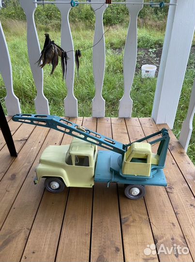 Автомобиль игрушка ЗИЛ -130