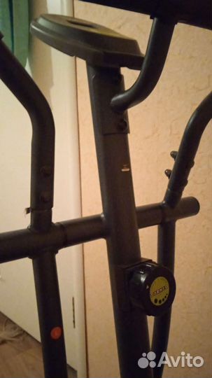 Эллиптический тренажер