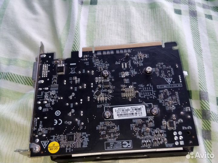 Видеокарта rx550 4gb