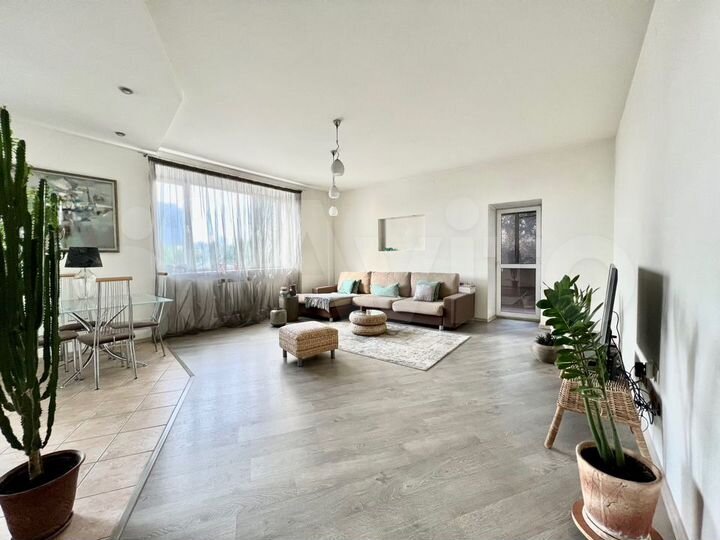 4-к. квартира, 109 м², 3/5 эт.