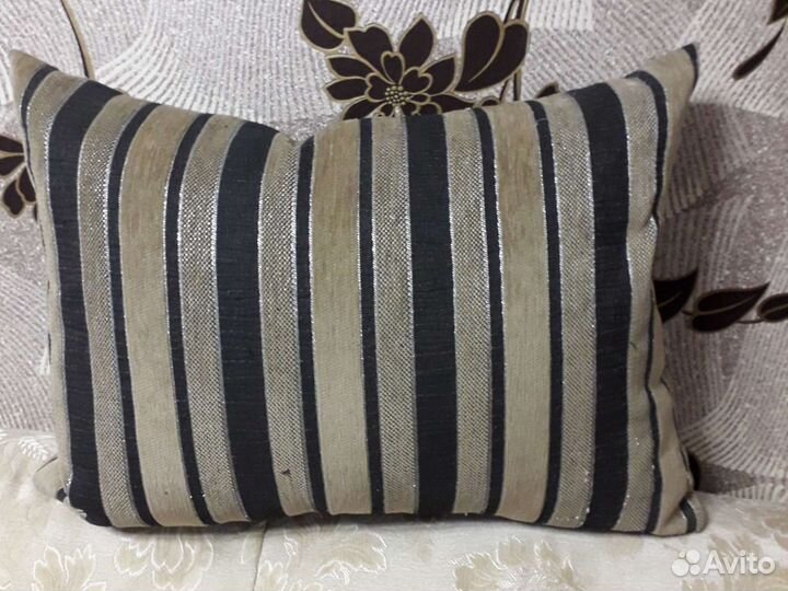 Четыре подушечки 40 на50