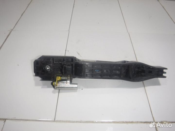 Ручка двери задней наружная Mitsubishi L200 4