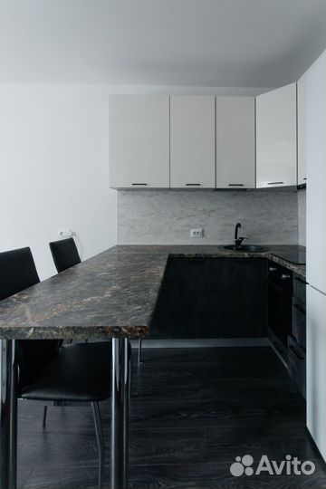 Угловая кухня «Милана» + духовка в подарок