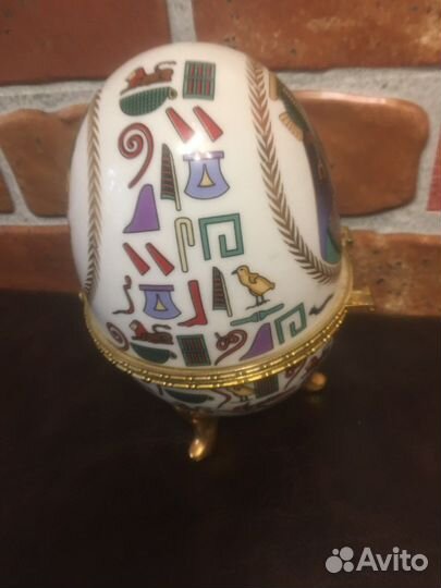 Шкатулка яйцо из Египта
