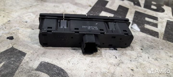 Кнопка обогрева переднего и заднего стекла Ford