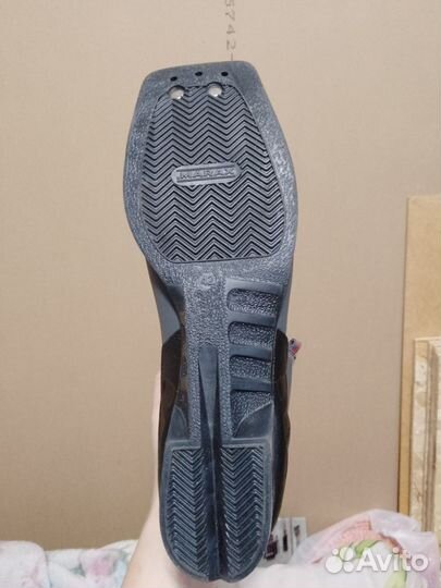 Лыжные ботинки