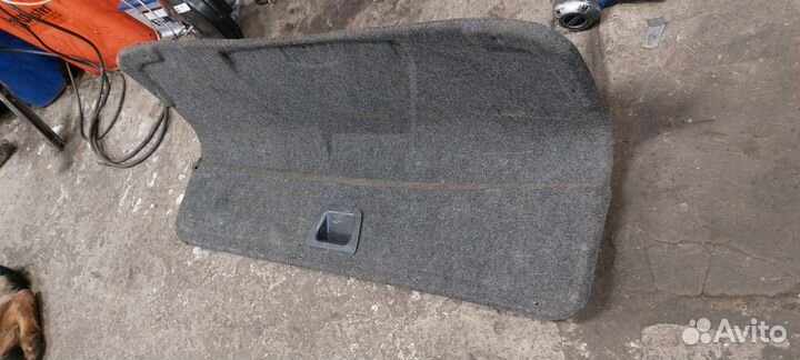 Полная обшивка крышки багажника Ауди 100/А6 С4