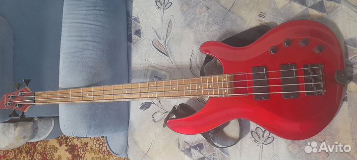 Бас гитара aria pro 2