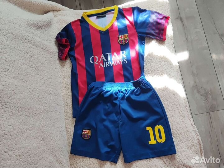 Детская футбольная форма месси+ гетры