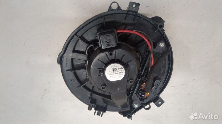 Двигатель отопителя Audi Q3 2018, 2021