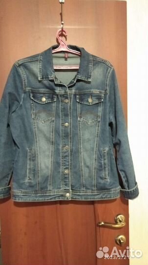 Джинсовая куртка