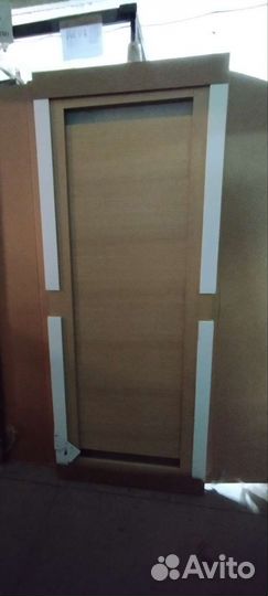 Двери Волховец с витрины на 80