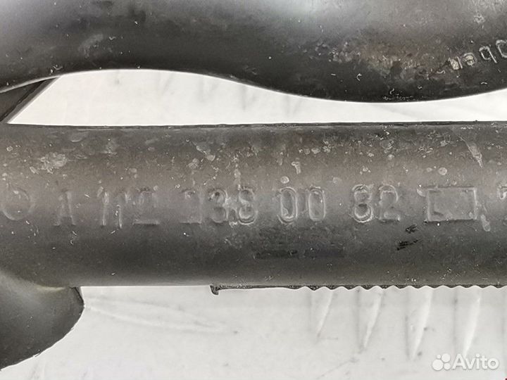 Патрубок вентиляции картерных газов Mercedes-Benz