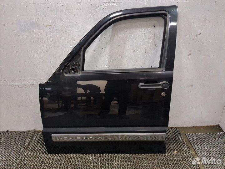 Замок двери Jeep Liberty, 2008