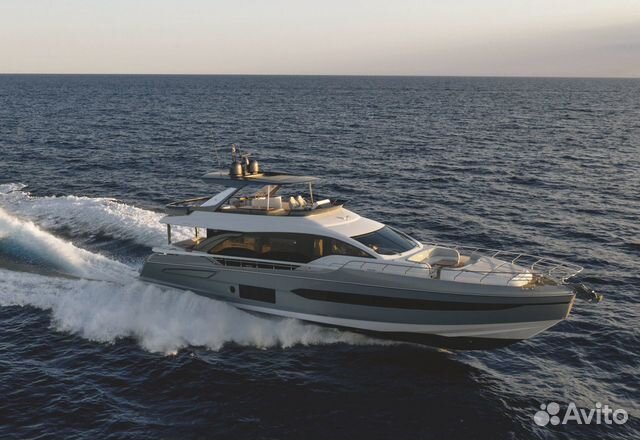 Моторная яхта Azimut 78, 2024