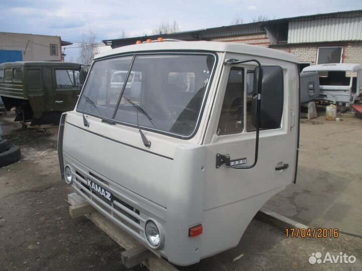 Кабина лесовоза Камаз 4310, серая