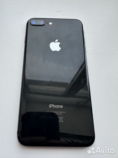 iPhone 8 Plus, 64 ГБ