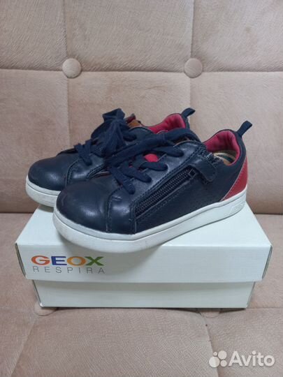 Кроссовки Geox 27 размера