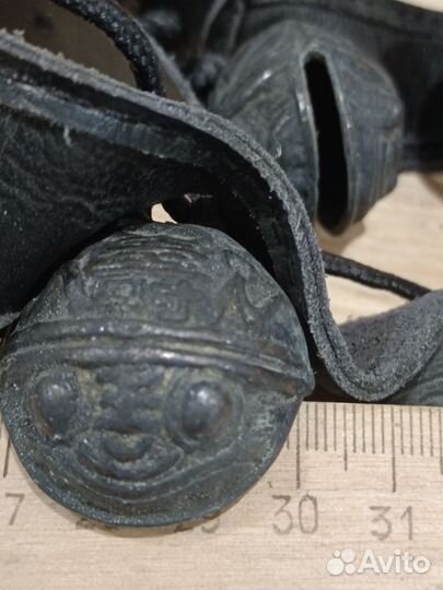 Связка бронзовых бубенцов,колокольчики