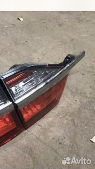 Toyota Camry 55 левый фонарь оригинал