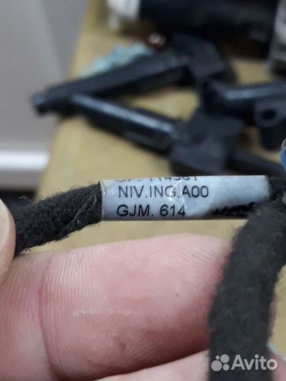 2015-20 Поло Проводка зеркала Левого Polo