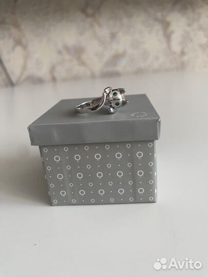 Серебряное кольцо