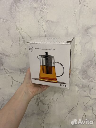 Чайник заварочный и кружки